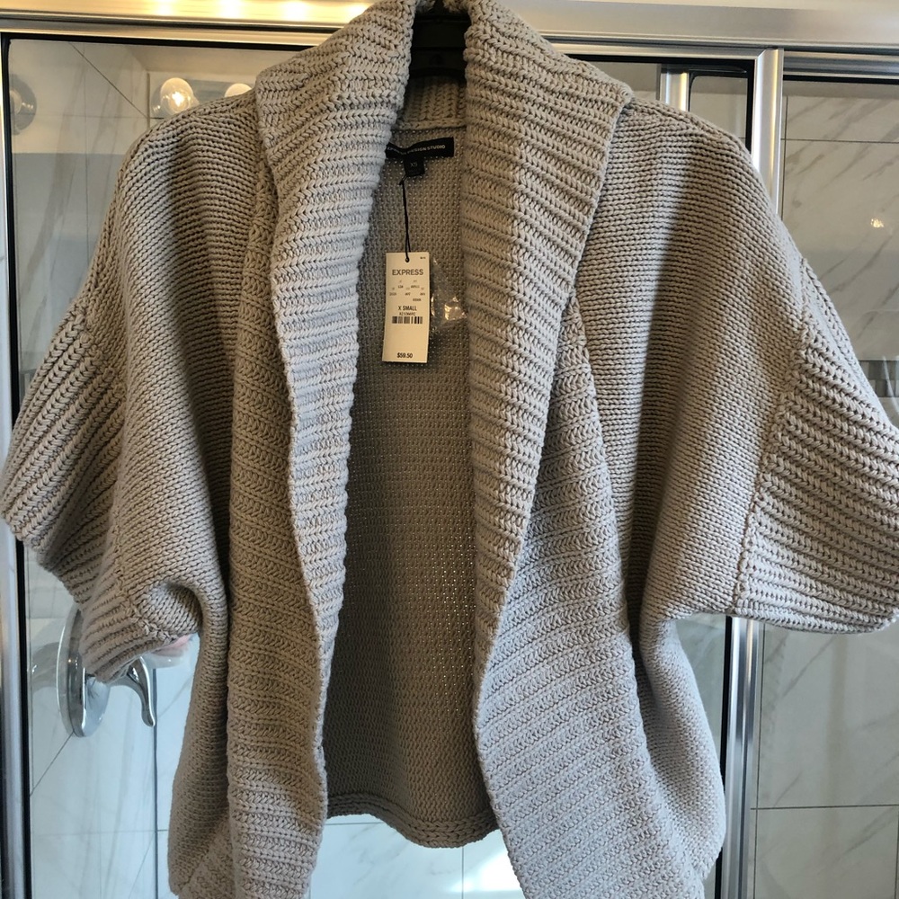 Lightweight cardigan